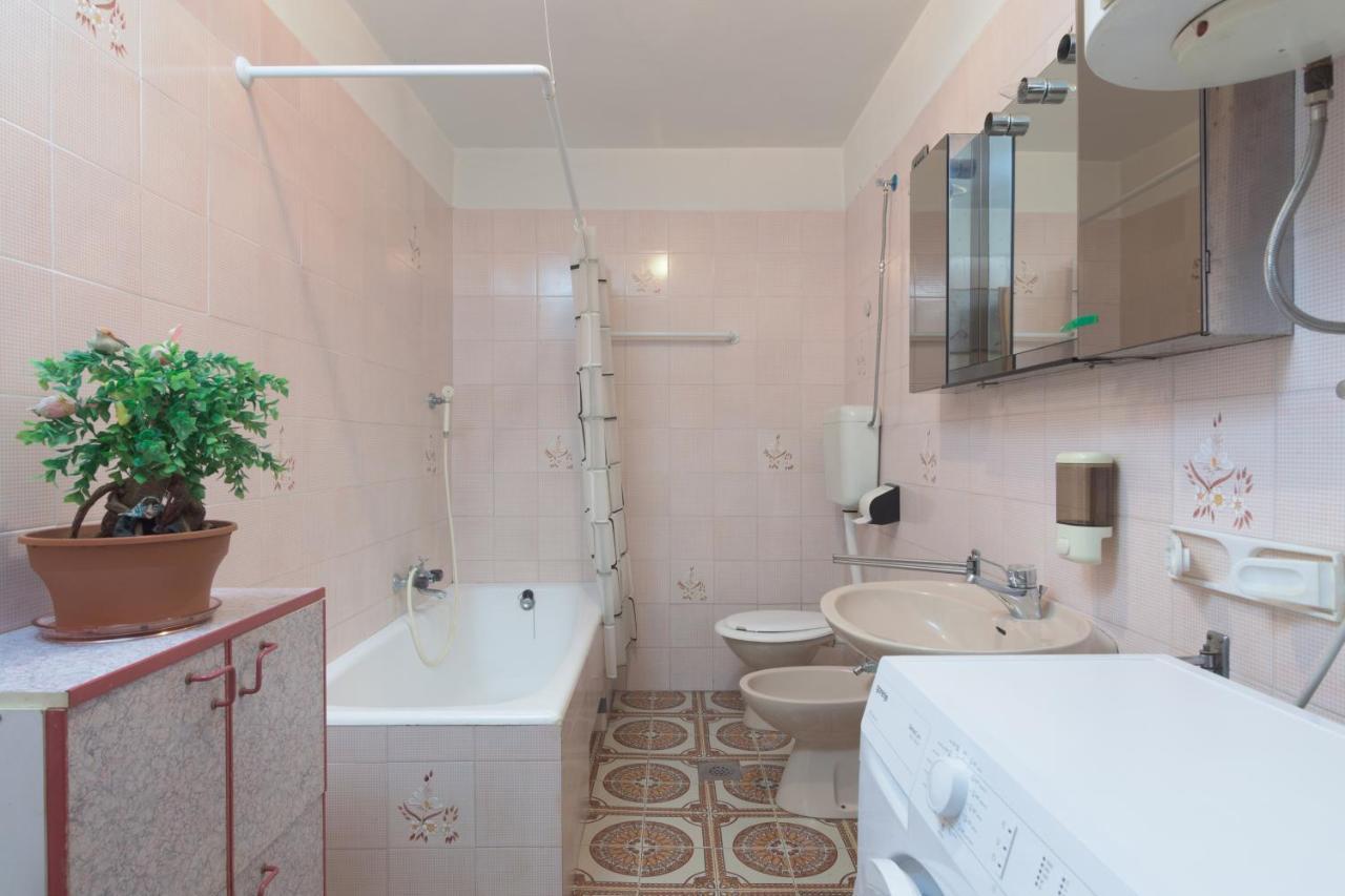 Apartments With A Parking Space Pula - 16053 외부 사진